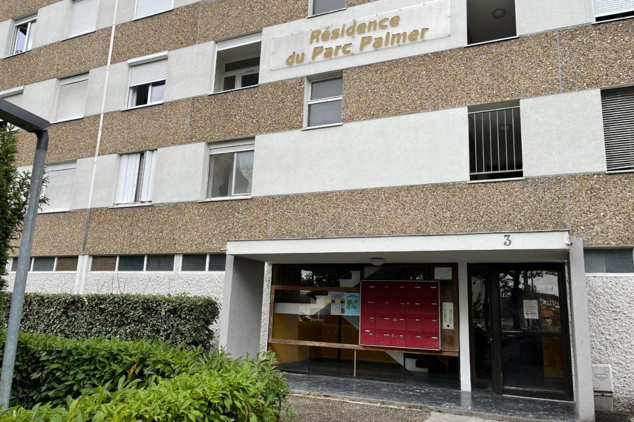 Luminous Apartment With Parking Near The City Center Cenon Exteriör bild