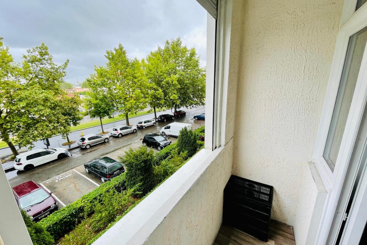 Luminous Apartment With Parking Near The City Center Cenon Exteriör bild