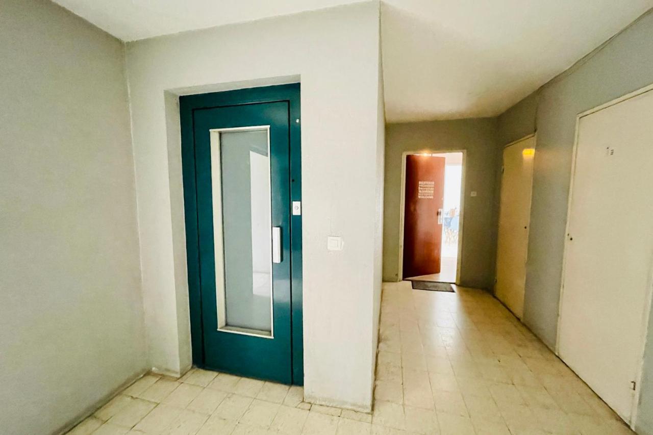 Luminous Apartment With Parking Near The City Center Cenon Exteriör bild